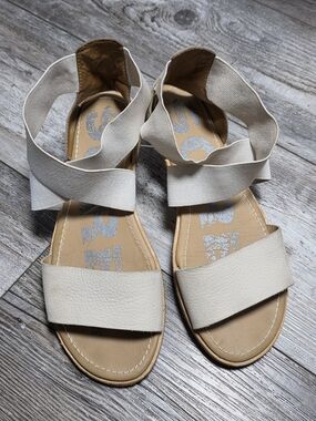 SOREL Women's Ella Leather Gladiator Flat Strap Slip-on Sandals Sz 8.5